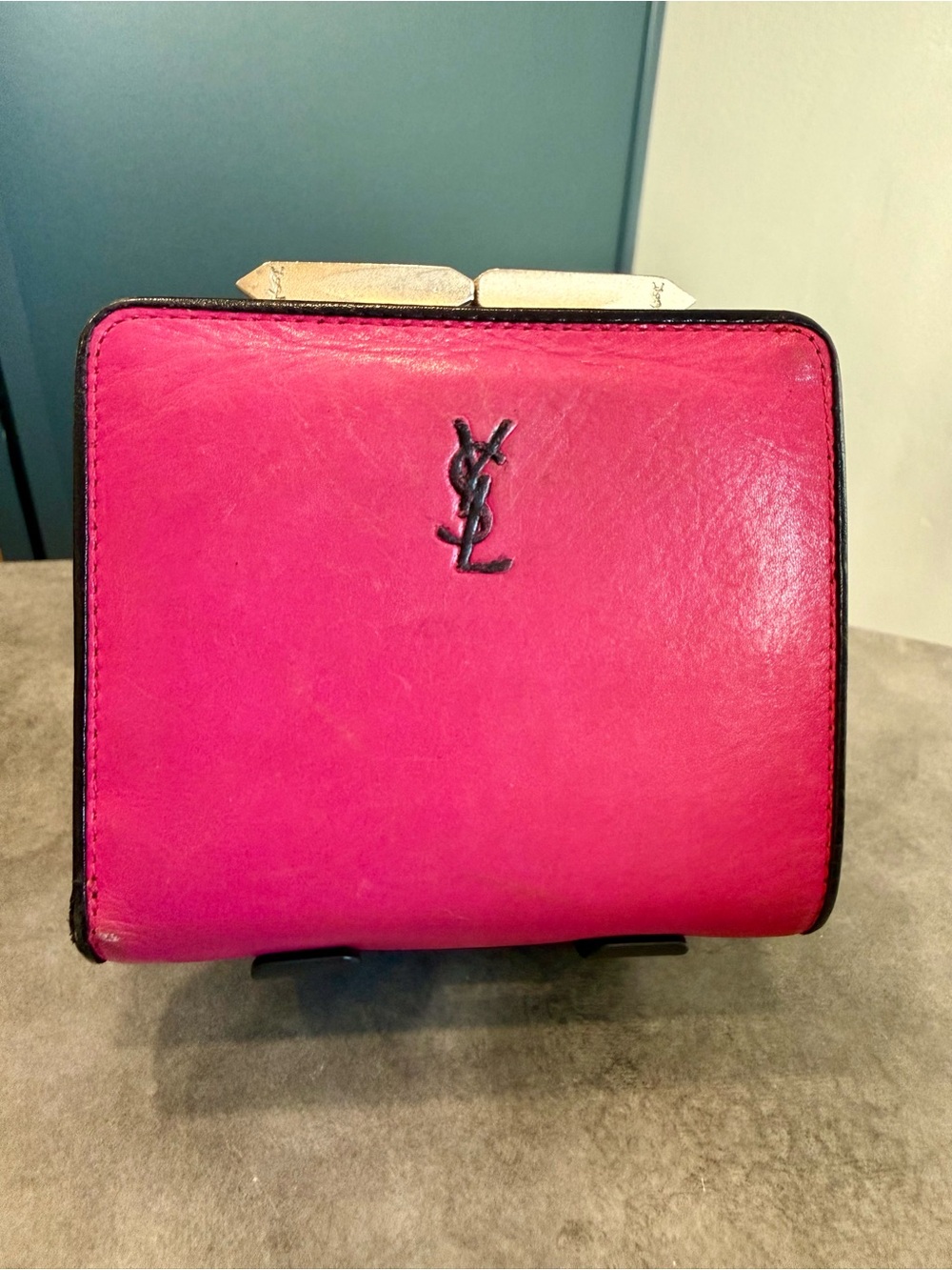 Yves Saint Laurent Vintage Kiss lock Hot Pink Leather Compact Wallet